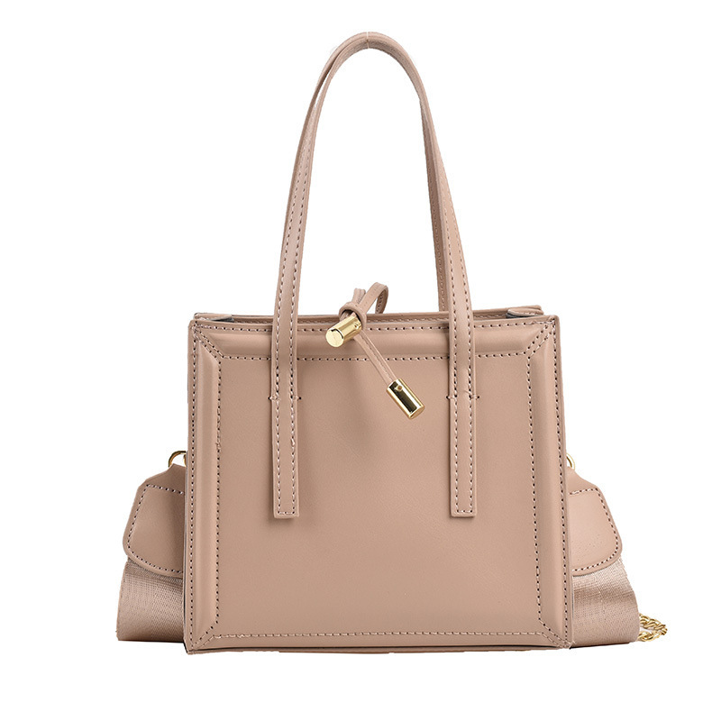 Fashionable High Quality One Shoulder Messenger Bag - Image 4