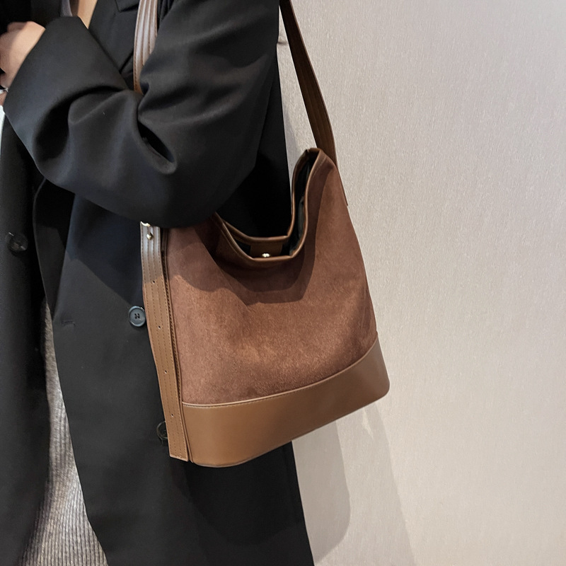 Premium Versatile Shoulder Bag For Women Large Capacity - Image 5