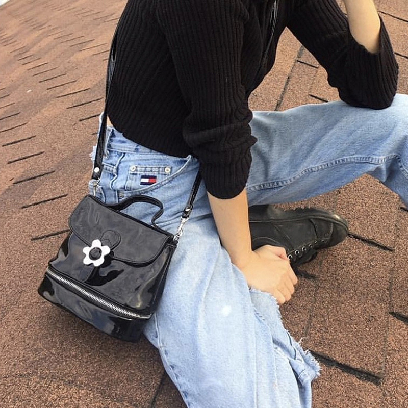 Metal Flower Buckle All-match Fashionable Mini One-shoulder Messenger Bag - Image 3